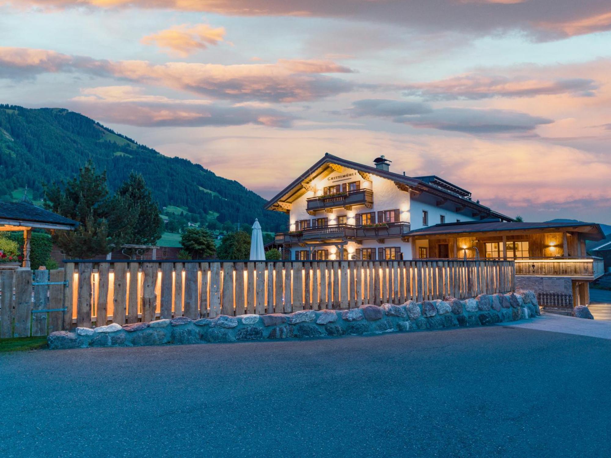 Grittlmuehle Chalet Ferienwohnungen Brixen im Thale Eksteriør bilde